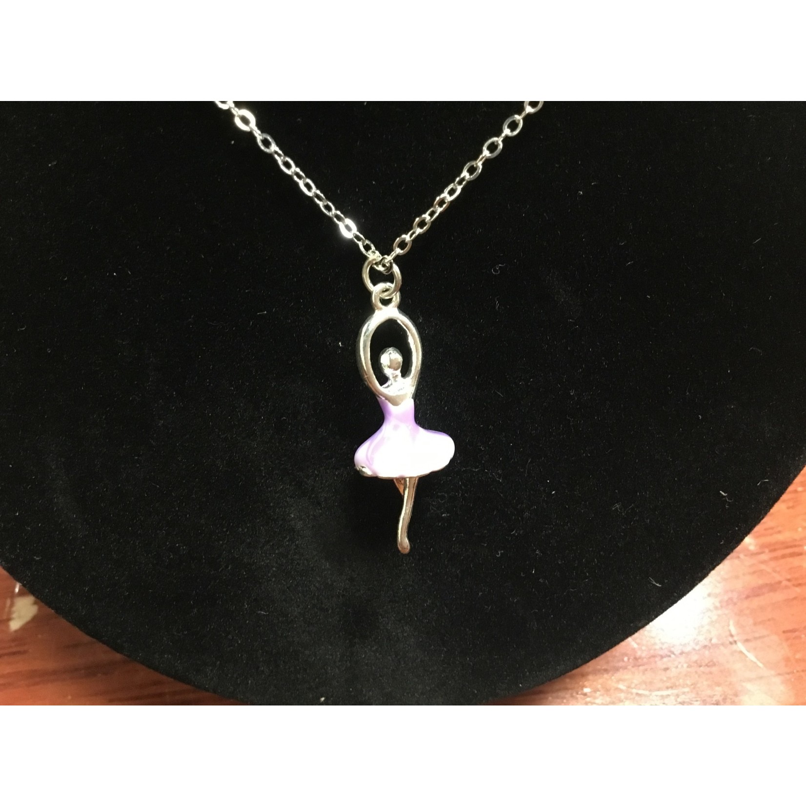 Little Bo-teek 2646 Ballet Necklace