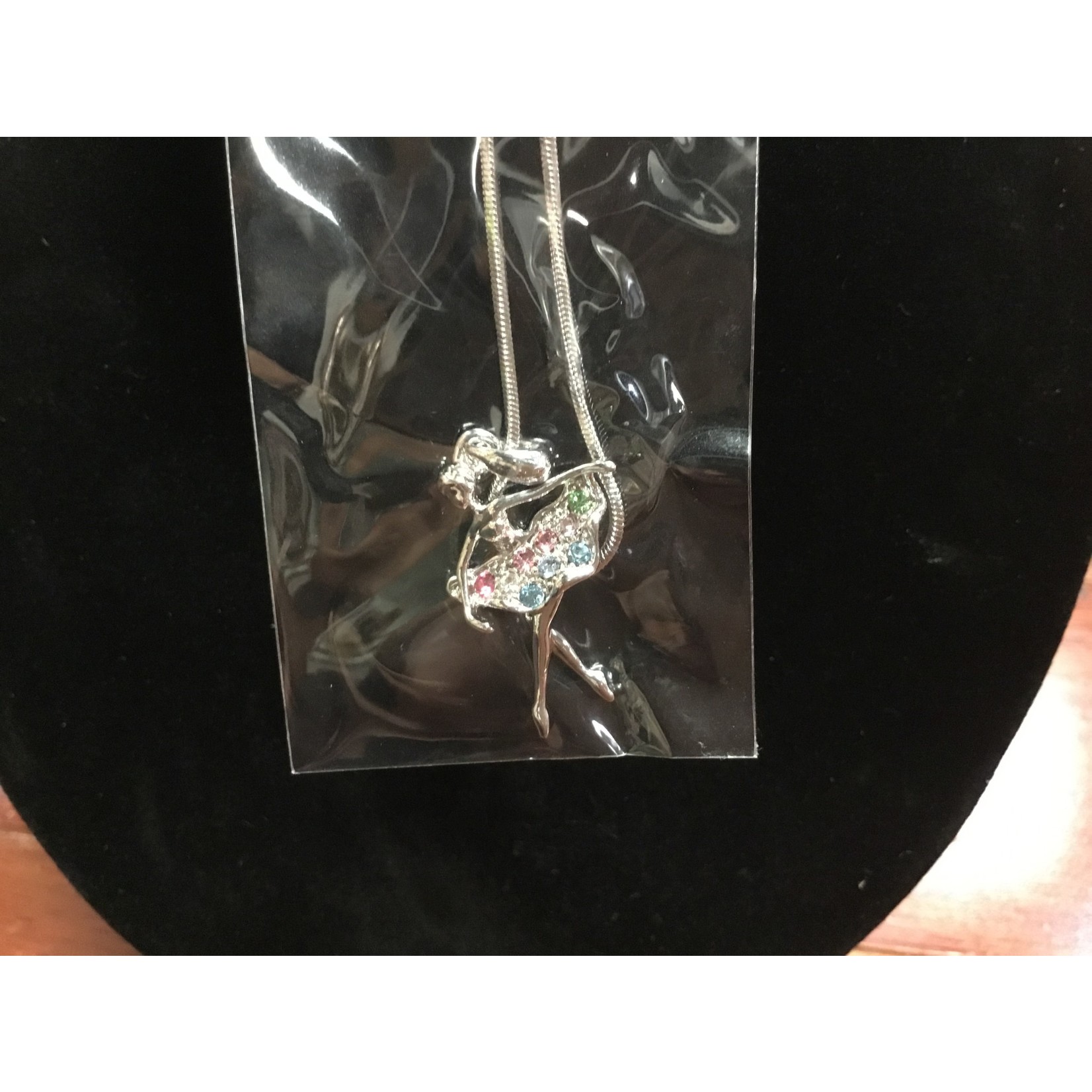 Little Bo-teek 2283 Ballerina Necklace