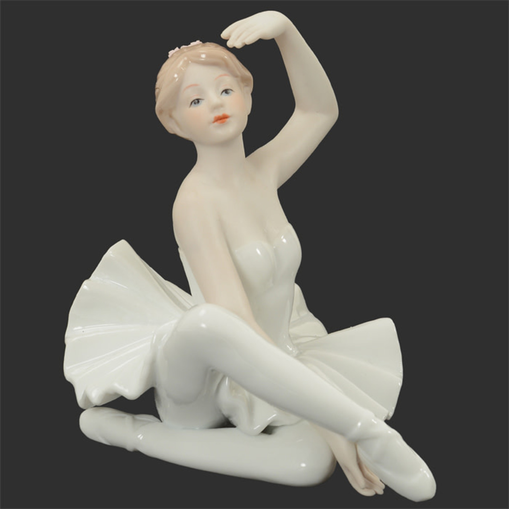 Dasha Designs 6017A Ceramic Ballet Dancer (Arm Up Pose)