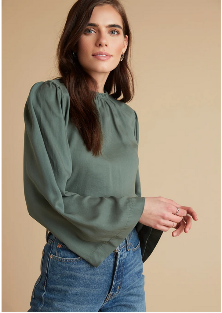 BELLA DAHL BELL SLEEVE ELASTIC NECK TOP