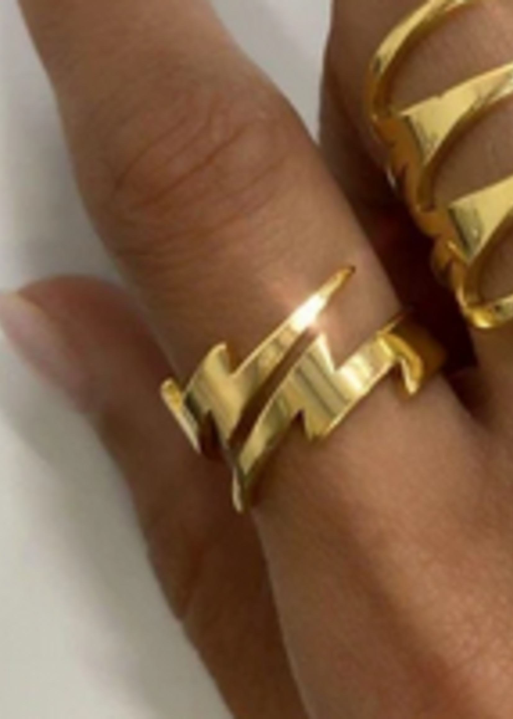 BRACHA LIGHTNING BOLT RING