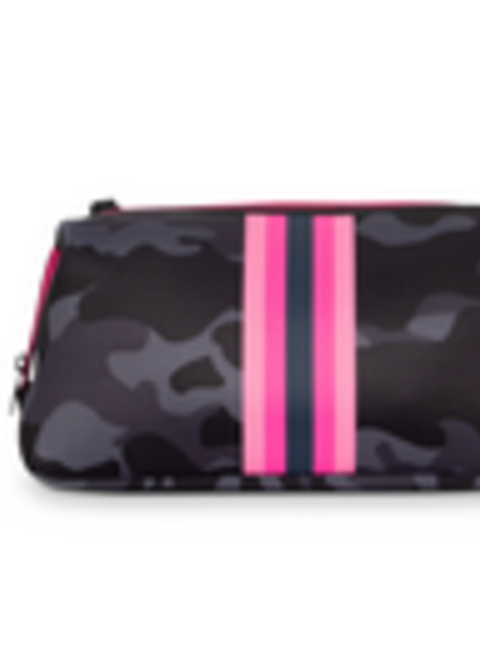 KYLE TOILETRY BAG