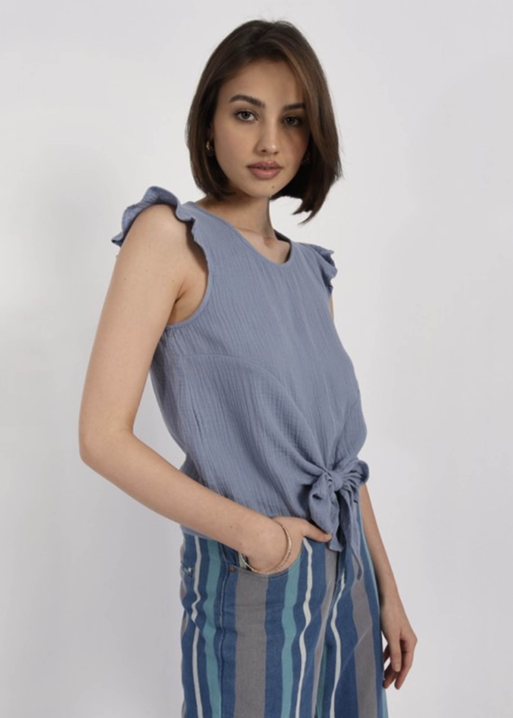 MOLLY BRACKEN FRONT KNOTTED TOP