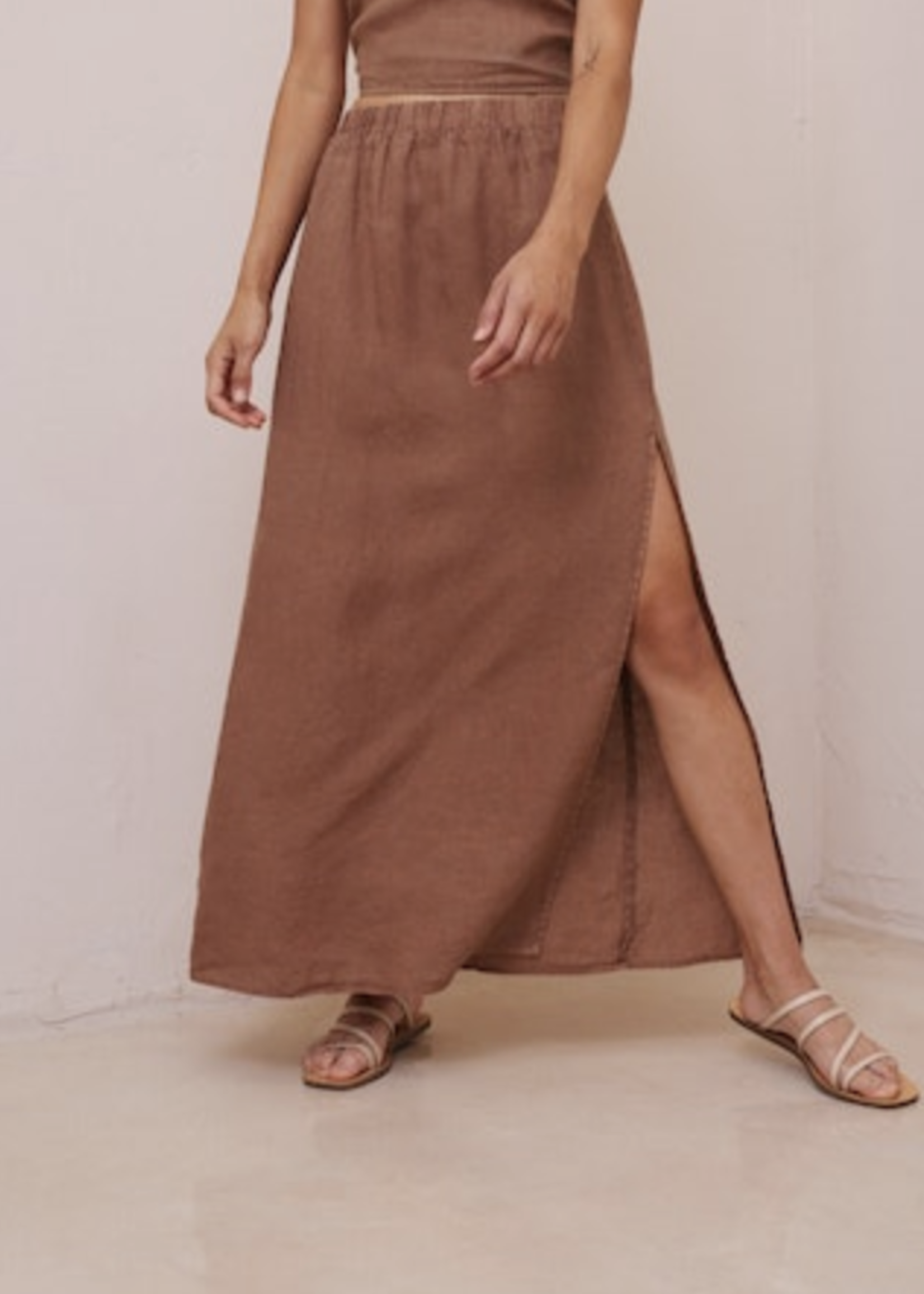 BELLA DAHL HIGH WAIST MAXI SKIRT WITH SLIT