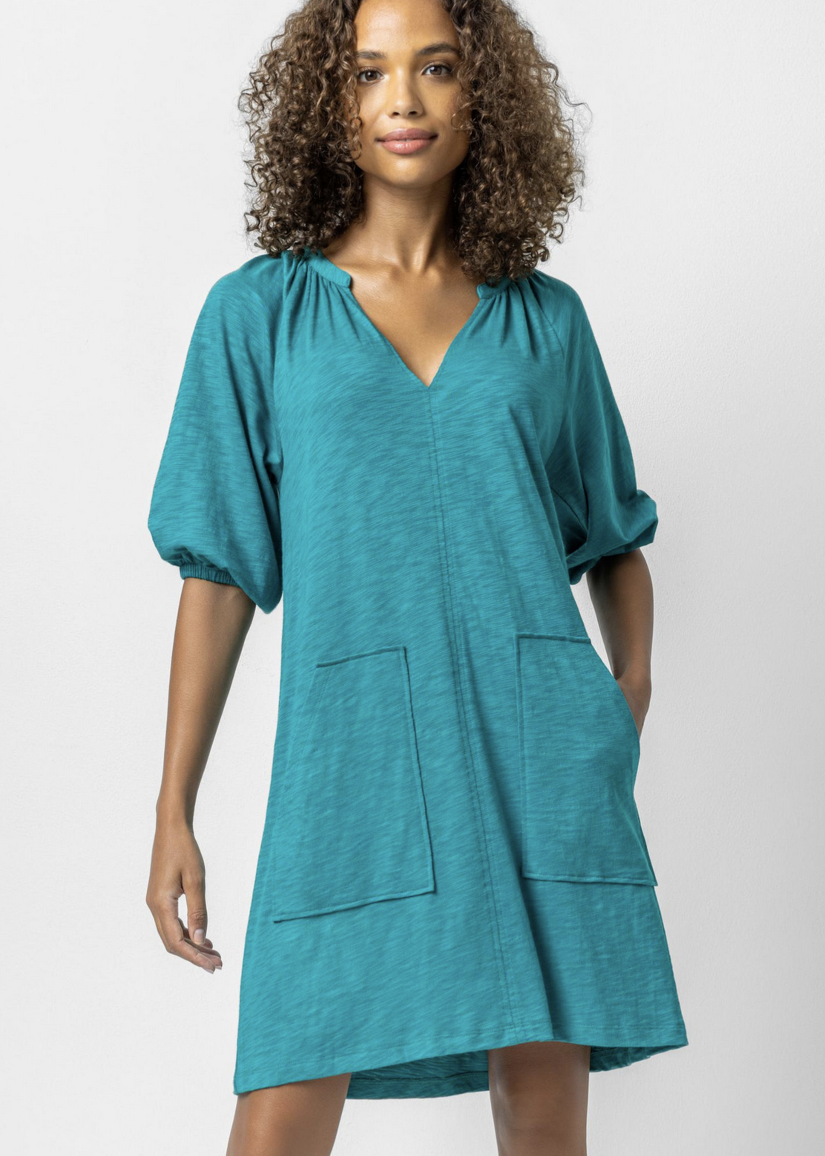 3/4 SLEEVE SPLIT NECK DRESS