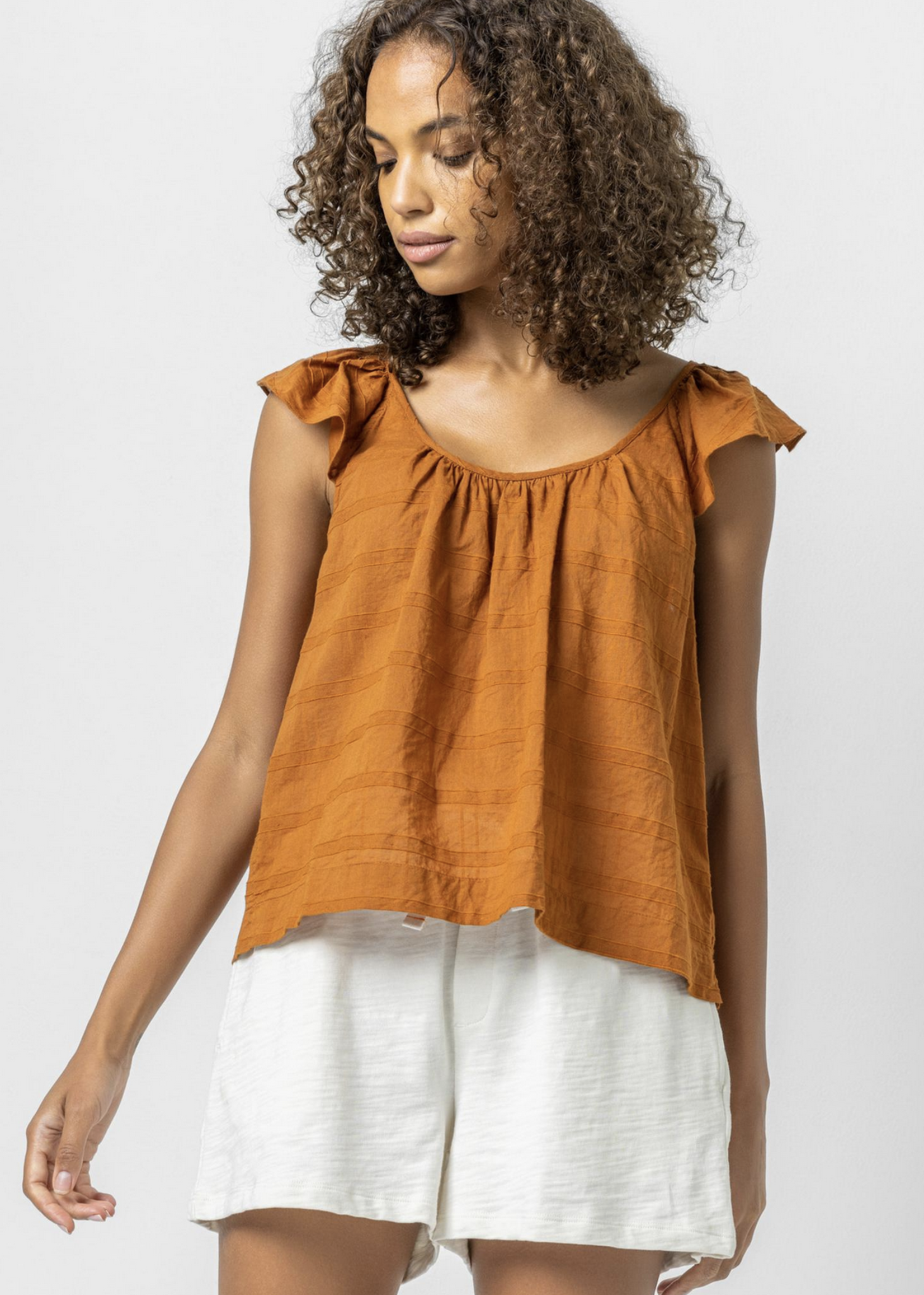 RUFFLE SLEEVE TOP W/ SHIRRING