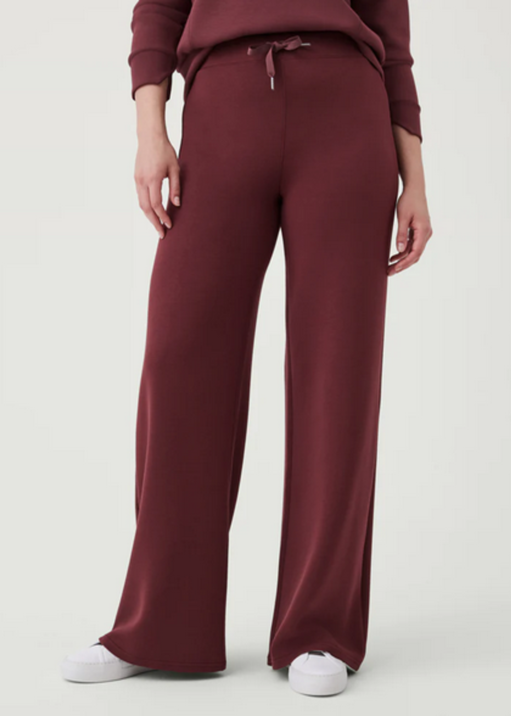 SPANX AIR ESSENTIALS WIDE LEG PANT