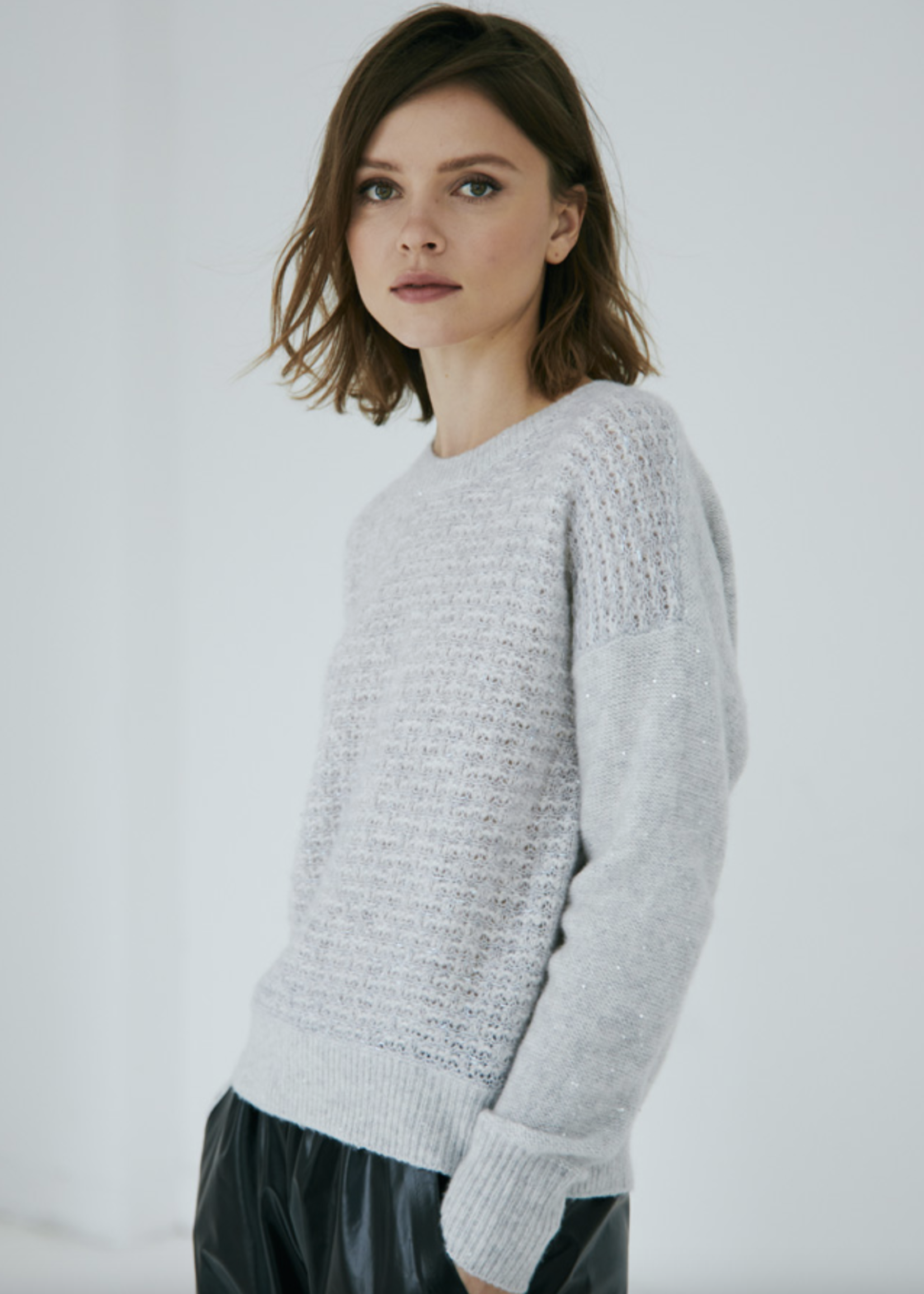 SEQUIN AND LUREX OPEN PULLOVER
