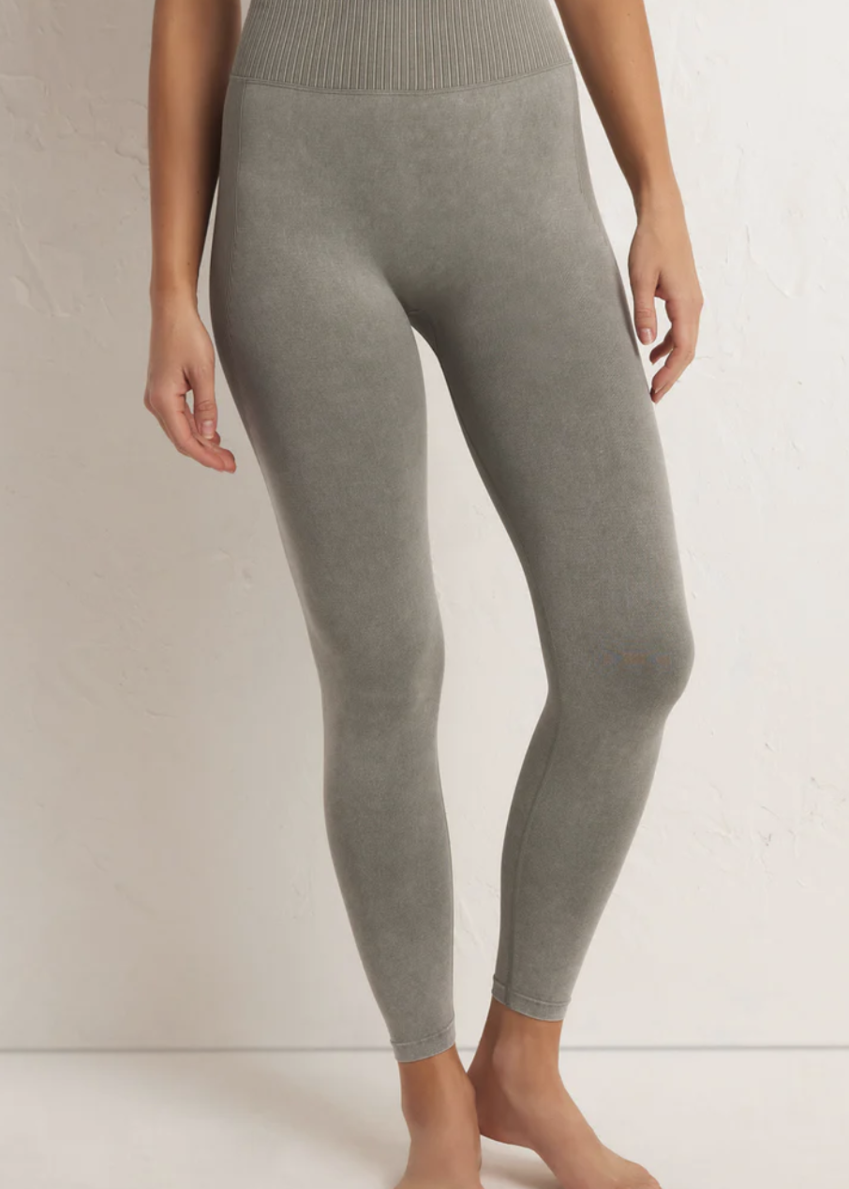 Z SUPPLY ACTIVE WASH OUT 7/8 LEGGINGS