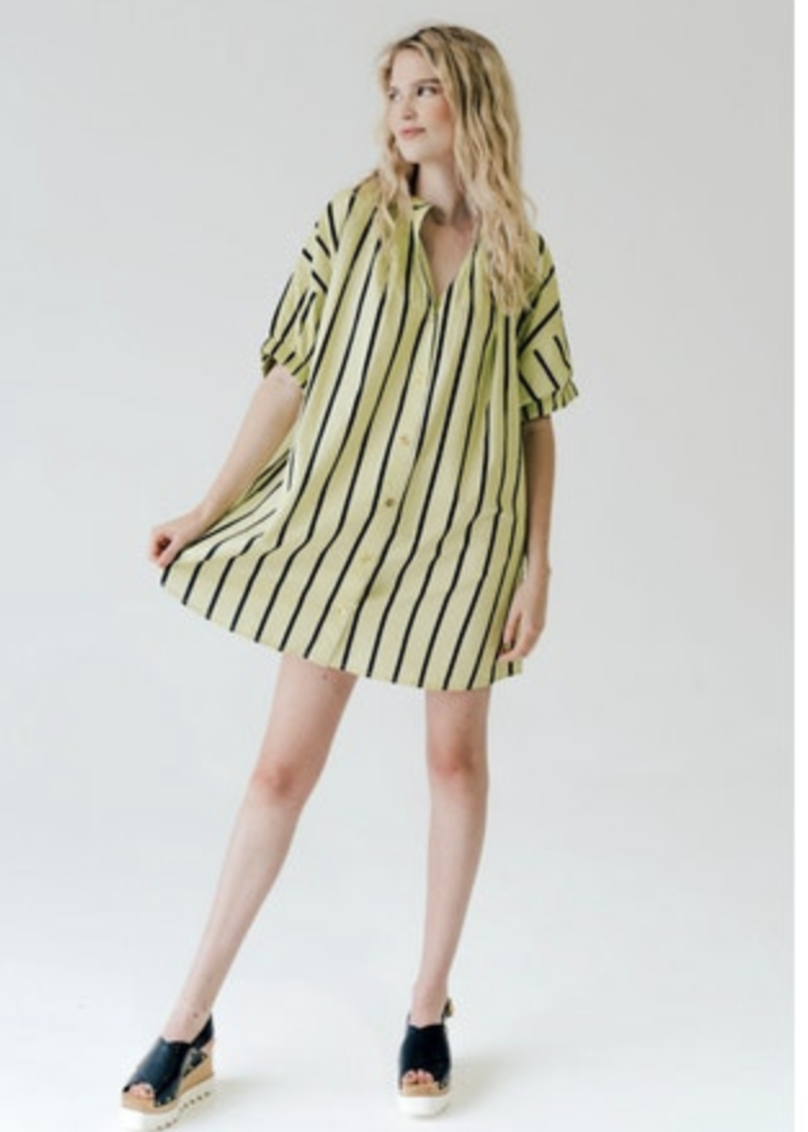 NEVER A WALLFLOWER ELASTIC SLEEVE DRESS