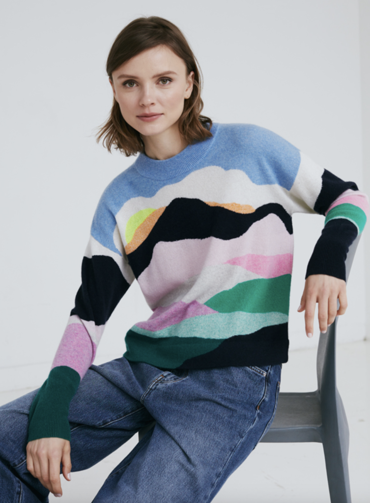 PEAKS AND VALLEYS INTARSIA CREW