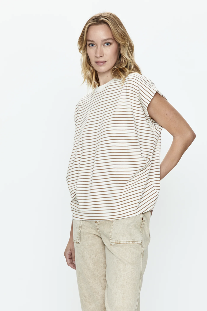 PISTOLA TRINA MUSCLE TEE
