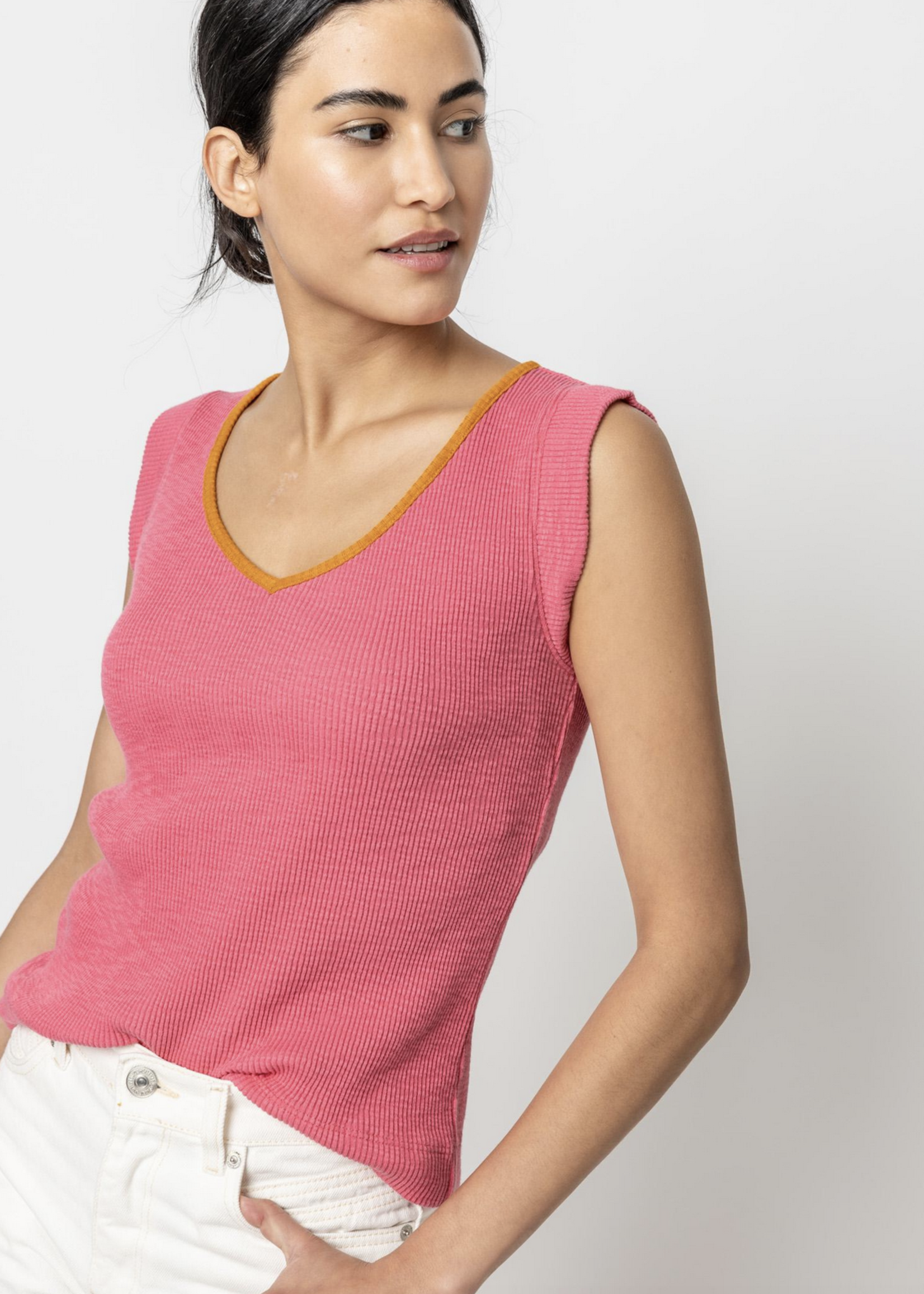 CAP SLEEVE V-NECK