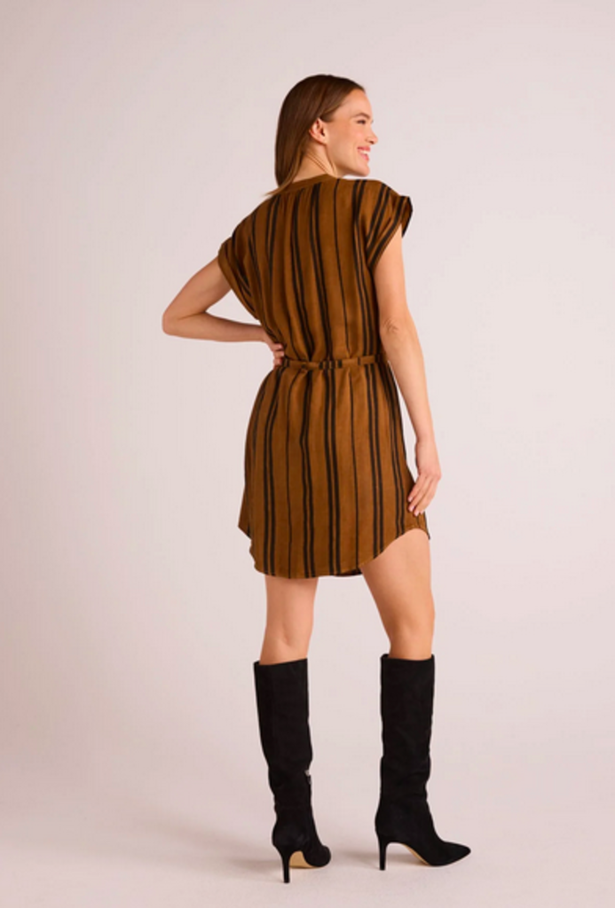 BELLA DAHL BELTED CAP SLEEVE DRESS