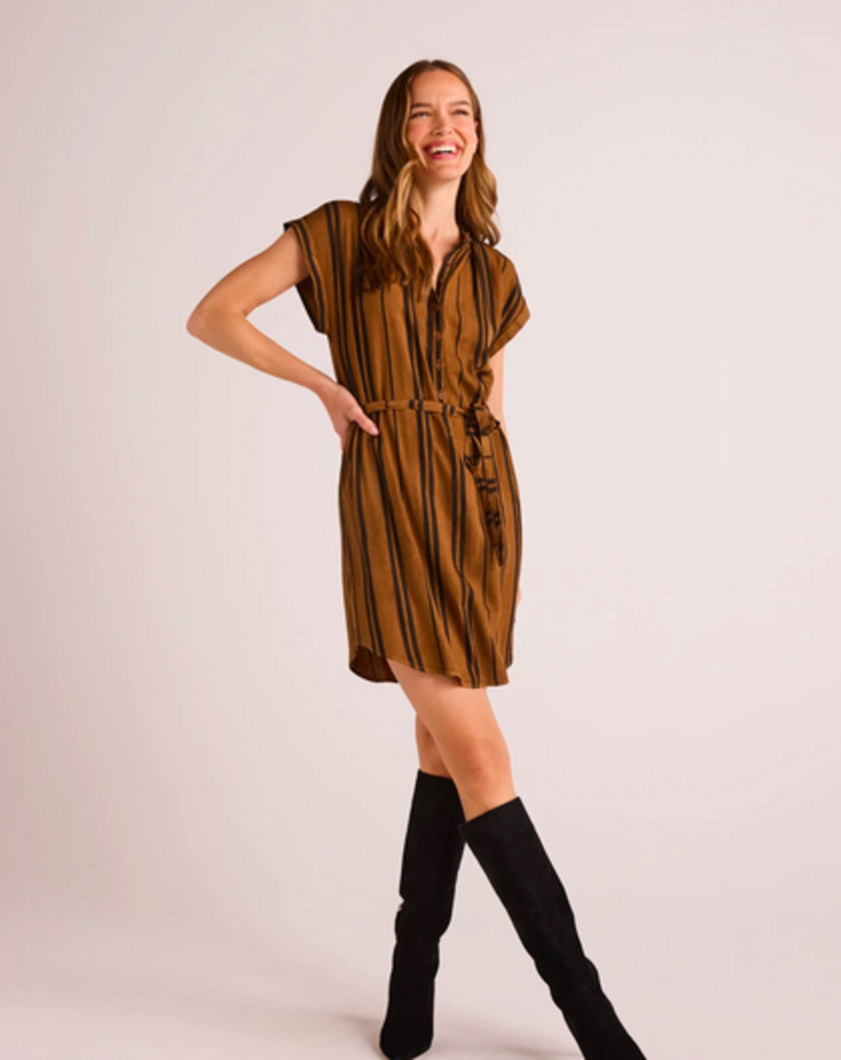 BELLA DAHL BELTED CAP SLEEVE DRESS