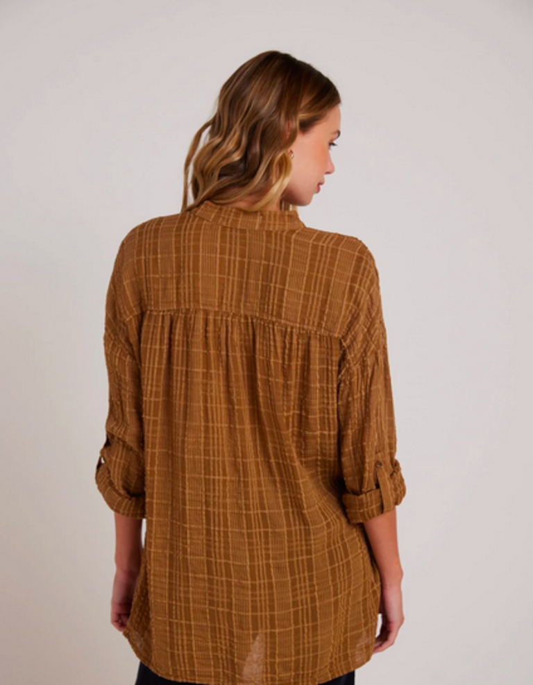 BELLA DAHL LONG SLEEVE SHIRRED PULLOVER