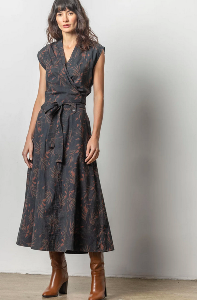 LONG BELTED SKIRT