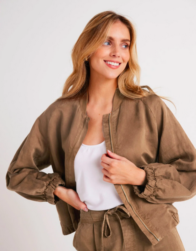 BELLA DAHL CHLOE CLEAN BOMBER JACKET