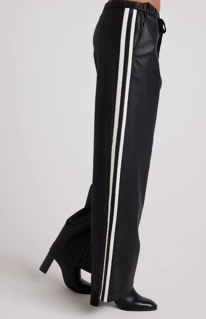 BELLA DAHL COATED FAUX LEATHER WIDE LEG PANT