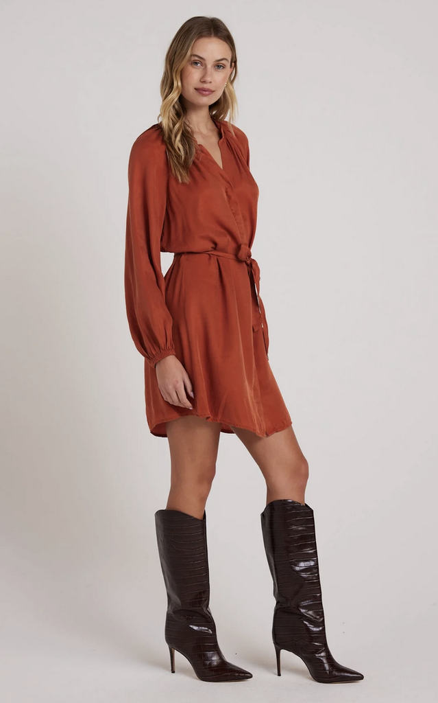 BELLA DAHL BELTED RAGLAN MINI DRESS