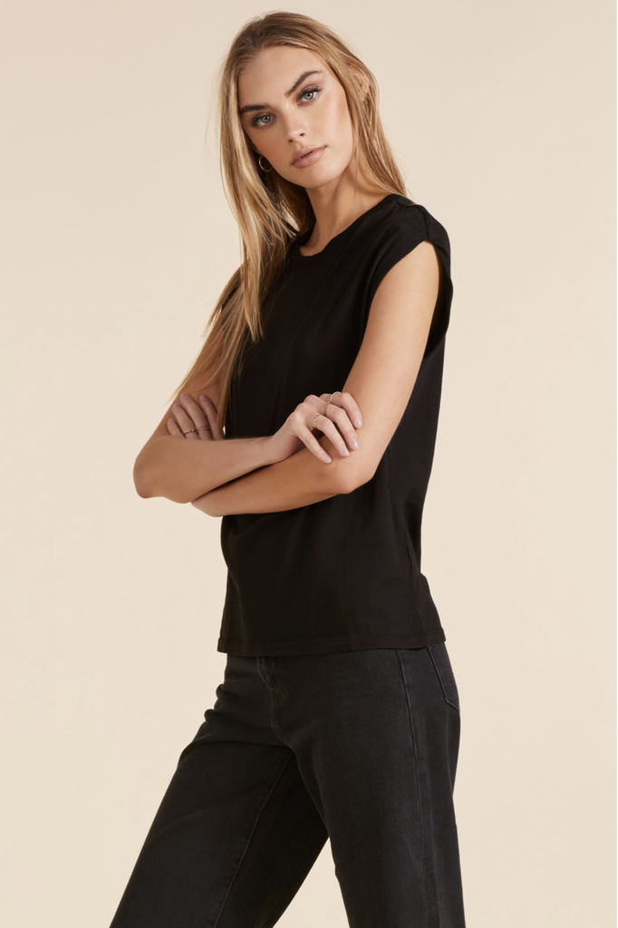 CREWNECK SLEEVELESS TEE