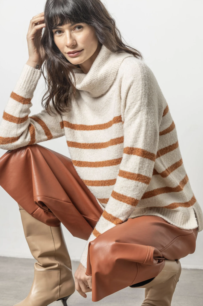 STRIPED TURTLENECK SWEATER