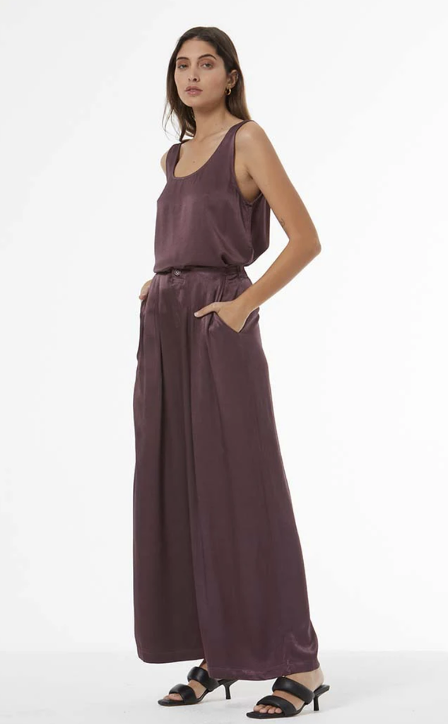 YOUNG FABULOUS & BROKE DANA HEAVY SATIN SCOOP TANK