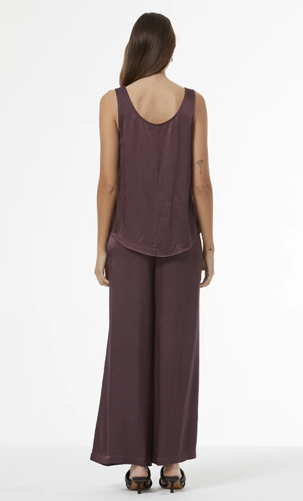 YOUNG FABULOUS & BROKE DANA HEAVY SATIN SCOOP TANK