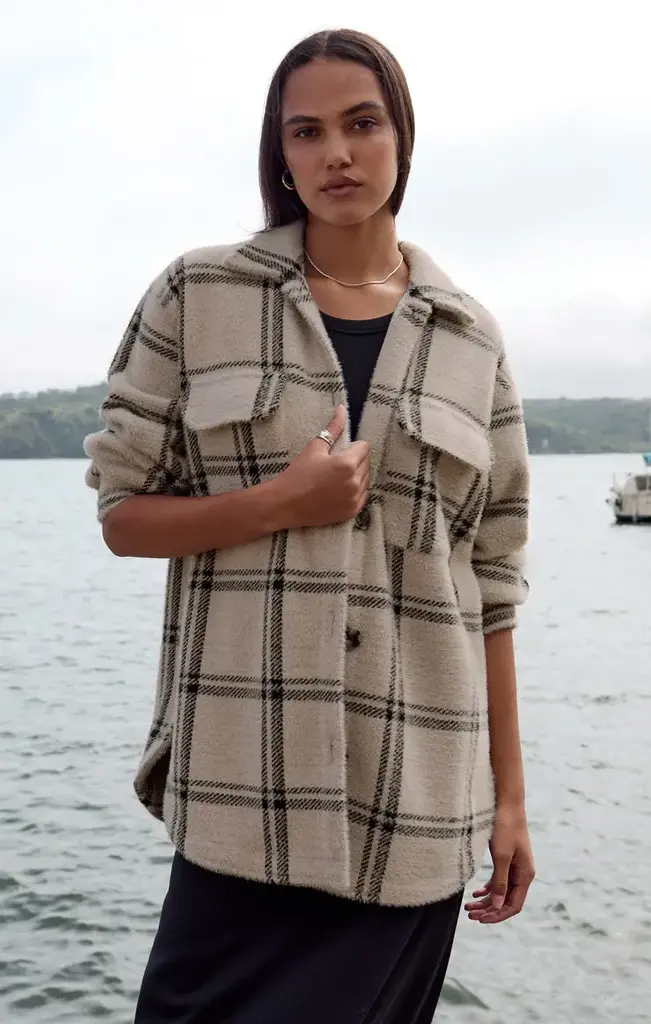 Z SUPPLY PLAID TUCKER SHIRT JACKET