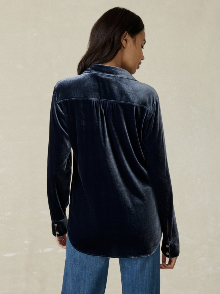 FAHERTY STRETCH SILK VELVET GENEVIEVE SHIRT