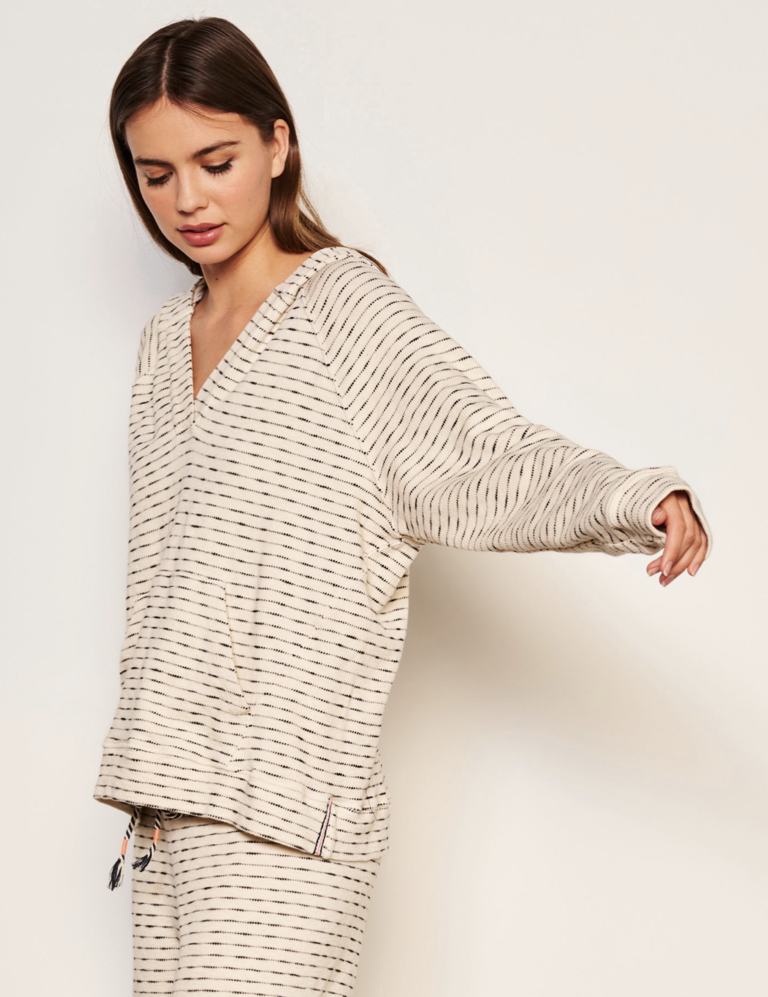 SUNDRY PULLOVER HOODIE