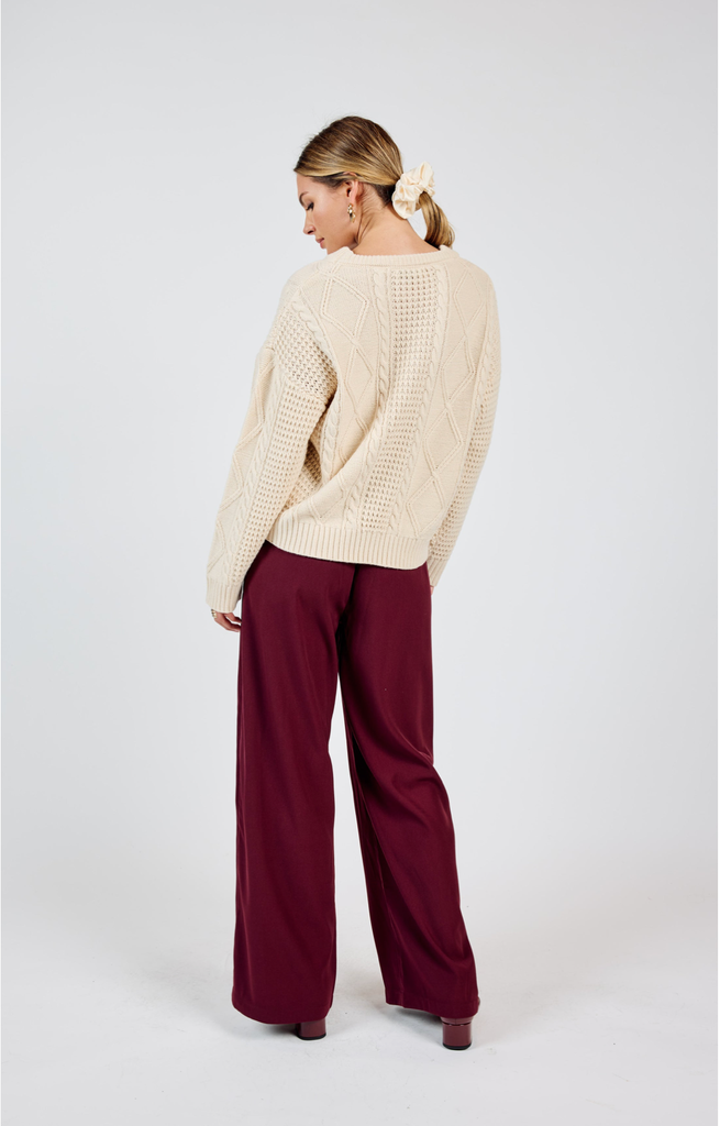 Sadie & Sage TERI CABLE CREWNECK SWEATER