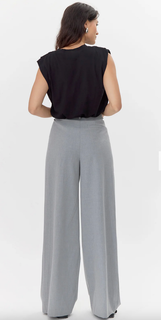 STANLEY WIDE LEG PLEATED TROUSER