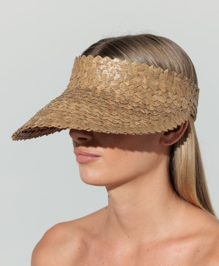LUSANA SOLID BAHA VISOR
