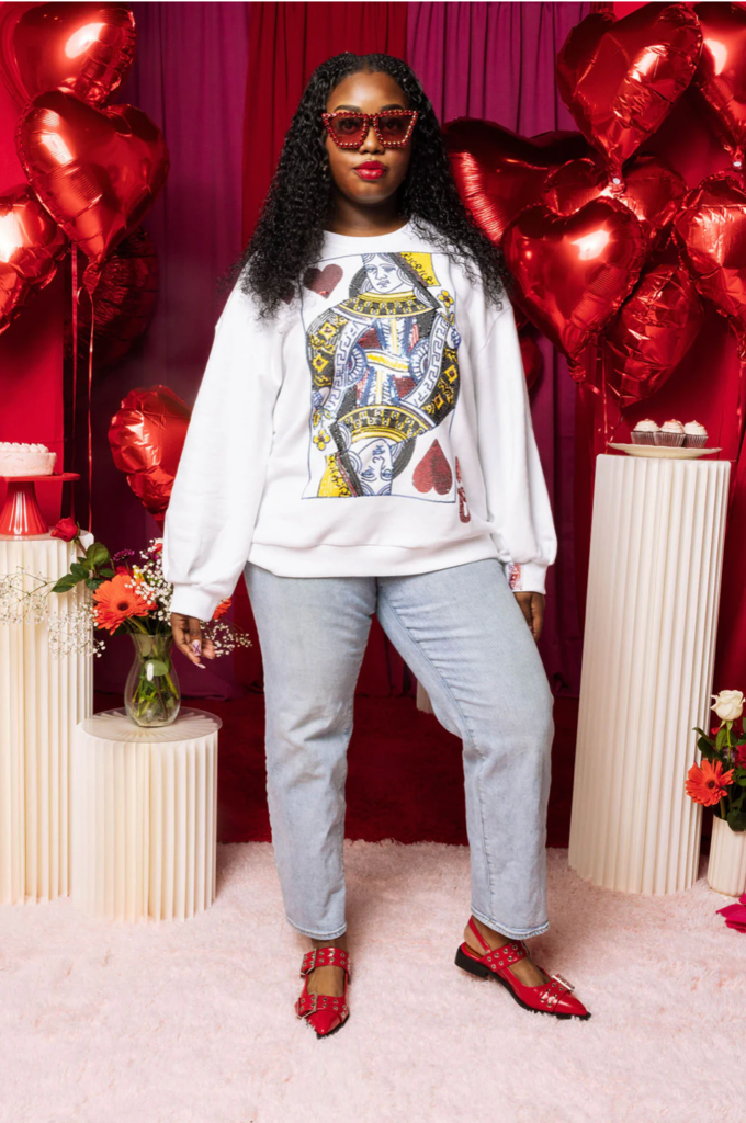 QUEEN OF SPARKLES QUEEN OF HEARTS CARD SWEATSHIRT