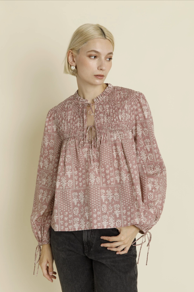 AUREUM PRINTED SMOCKED TOP W/TIES