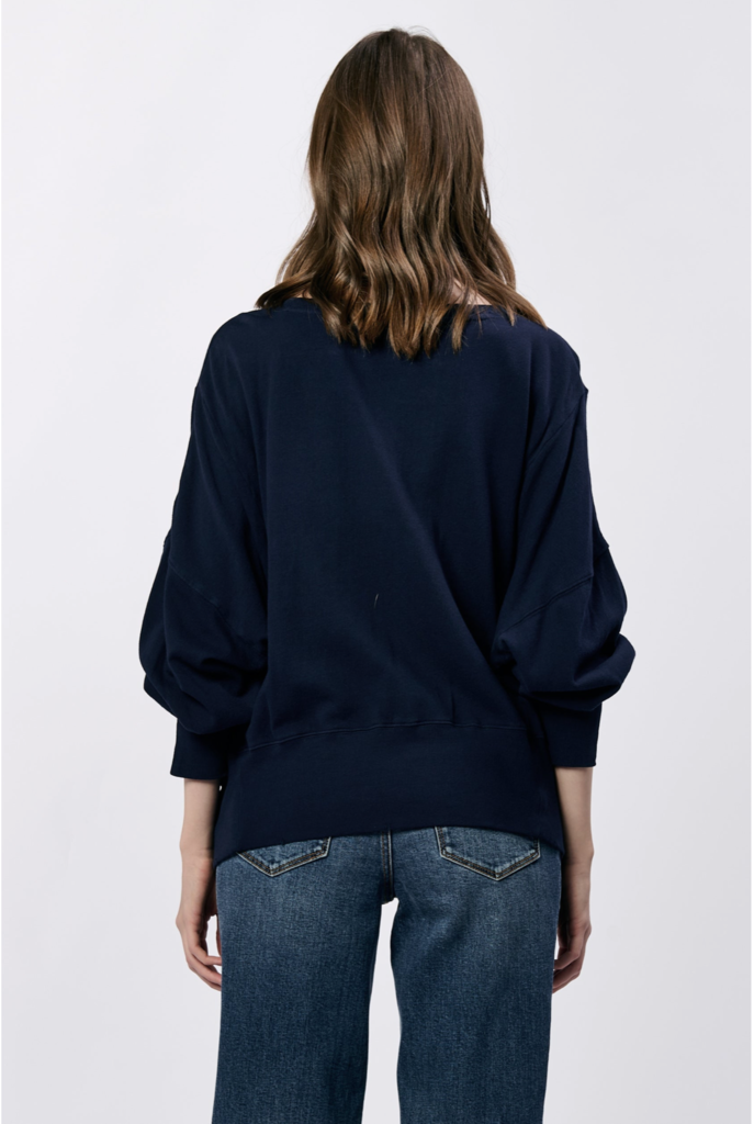 DEAR JOHN TRENTON CREW NECK LONG SLEEVE OVERSIZED SWEATER