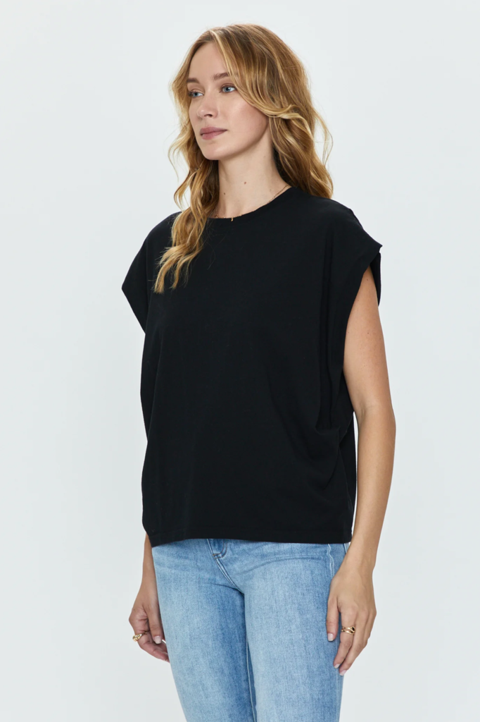 PISTOLA TRINA MUSCLE TEE