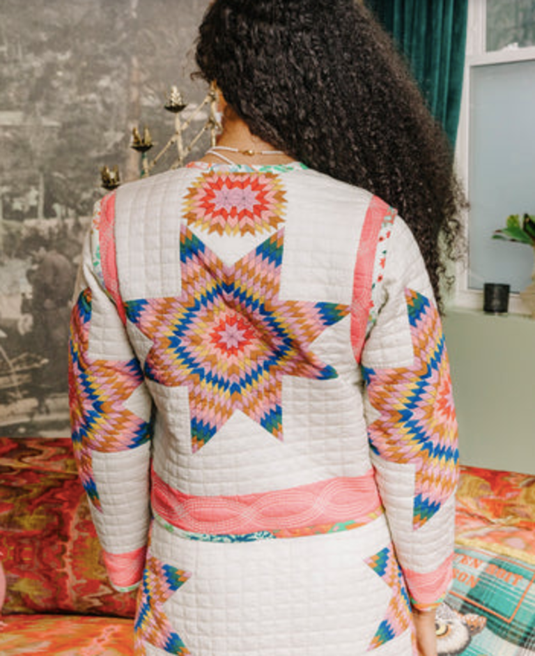 LOVE THE LABEL QUILTED JACKET