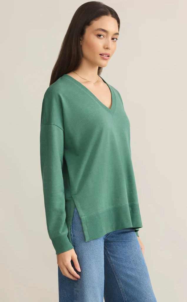 Z SUPPLY MODERN V-NECK WEEKENDER