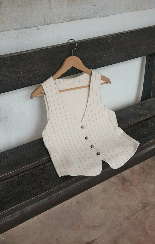 Z SUPPLY BELFORT PINSTRIPE LINEN VEST