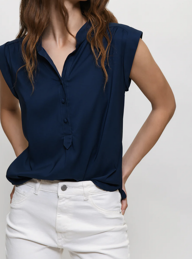 DYLAN TOP