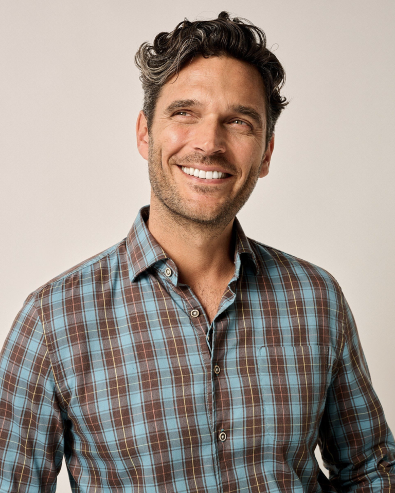 JOHNNIE-O CARRILLO TUCKED COTTON BLEND BUTTON UP SHIRT
