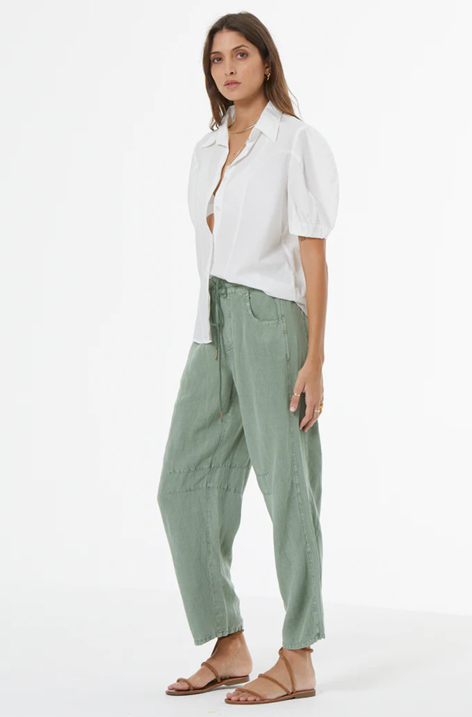 YOUNG FABULOUS & BROKE BARRET LINEN BARREL PANT HEDGE PIGMENT