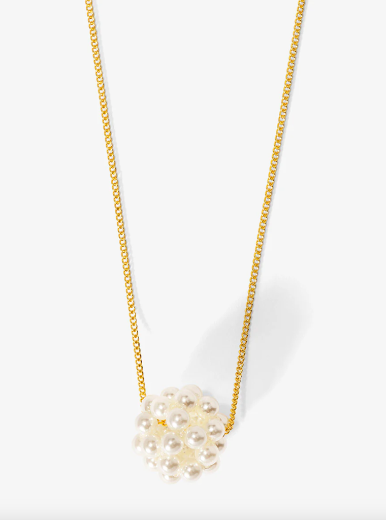 VIOROO Clustered Pearl Collar Necklace
