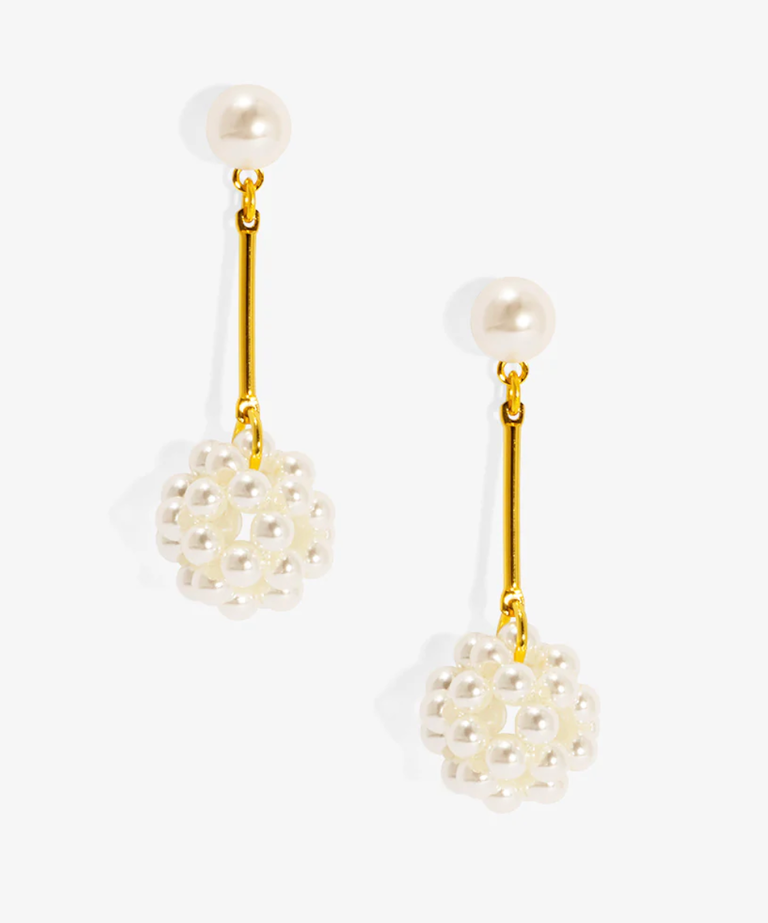 VIOROO Clustered Pearl Drop Earrings