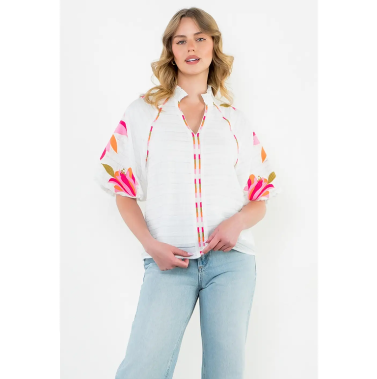 PUFF SLEEVE EMBROIDERED TOP