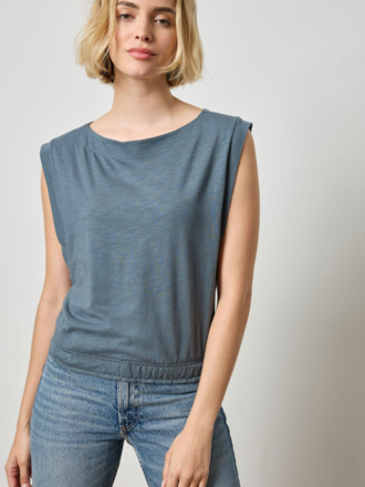 ELASTIC HEM BOATNECK TOP