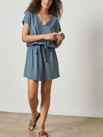 ELASTIC WAIST V-NECK DRESS