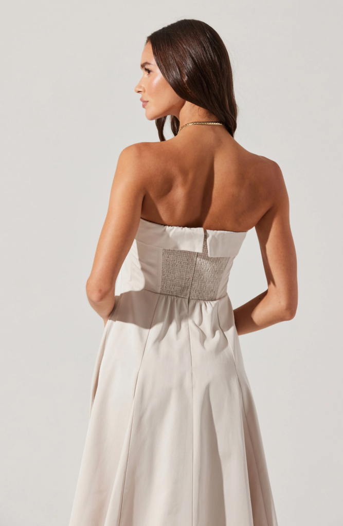 ASTR THE LABEL AYERI STRAPLESS MIDI DRESS